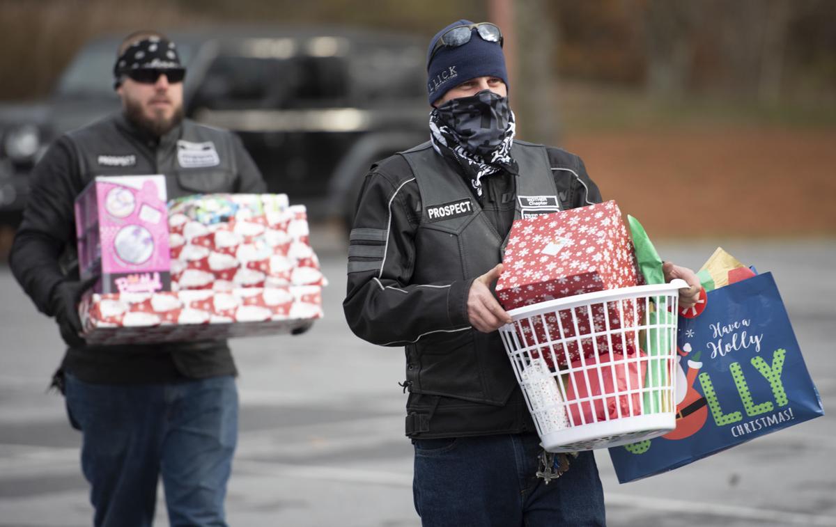 Free Riders Independent Motorcycle Club gives back to Kemptown family